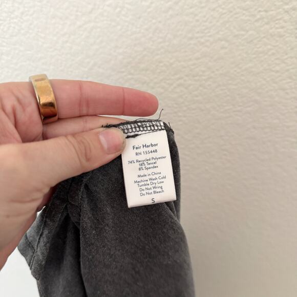 [Fair Harbor] Charcoal Gray The Seabreeze Crew Neck Tank Top Size Small S - Picture 11 of 11